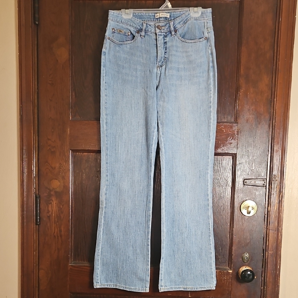 Lee Women's Light Wash Denim Boot Cut Jeans - Size 8